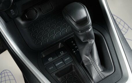 Toyota RAV4, 2021 год, 3 119 000 рублей, 18 фотография
