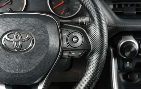 Toyota RAV4, 2021 год, 3 119 000 рублей, 16 фотография