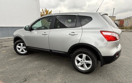 Nissan Qashqai, 2011 год, 845 000 рублей, 3 фотография