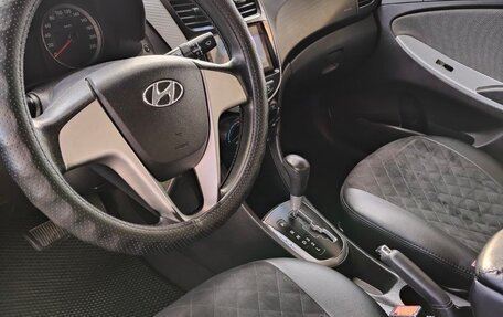 Hyundai Solaris II рестайлинг, 2012 год, 750 000 рублей, 6 фотография