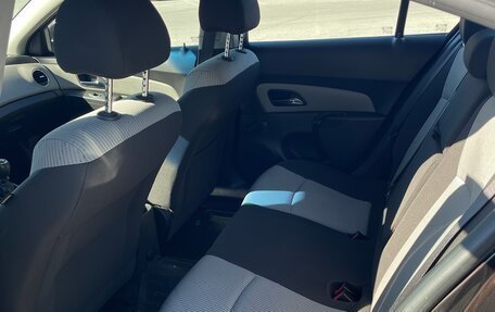 Chevrolet Cruze II, 2014 год, 780 000 рублей, 10 фотография