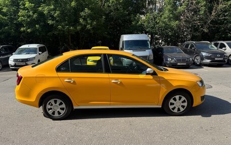 Skoda Rapid I, 2018 год, 480 000 рублей, 8 фотография