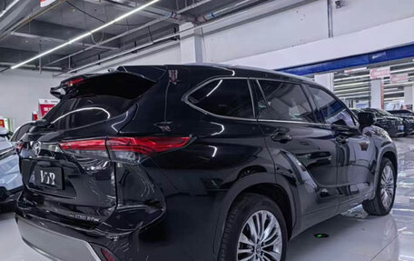 Toyota Highlander, 2025 год, 6 560 000 рублей, 9 фотография