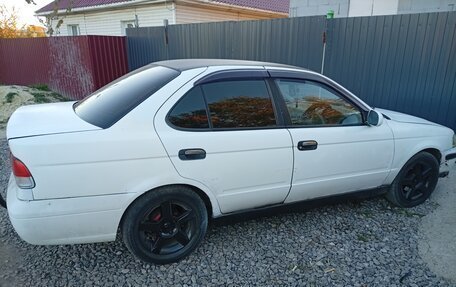 Nissan Sunny B15, 2000 год, 170 000 рублей, 2 фотография