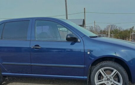 Skoda Fabia I, 2001 год, 350 000 рублей, 2 фотография