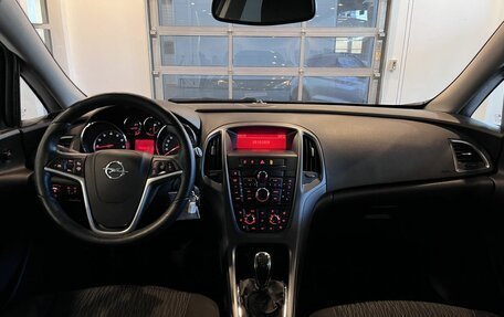 Opel Astra J, 2014 год, 740 000 рублей, 9 фотография