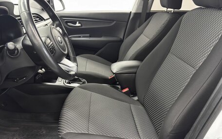 KIA Rio IV, 2020 год, 1 490 000 рублей, 17 фотография