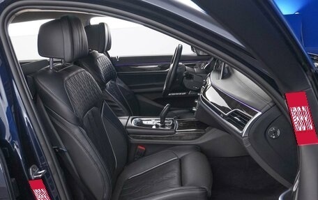 BMW 7 серия, 2016 год, 3 349 077 рублей, 8 фотография