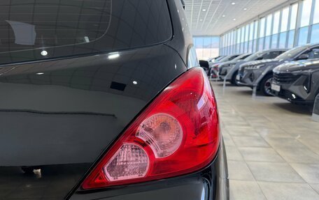 Nissan Tiida, 2011 год, 800 000 рублей, 20 фотография