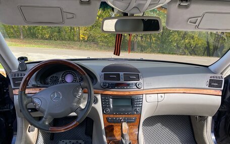 Mercedes-Benz E-Класс, 2003 год, 950 000 рублей, 15 фотография
