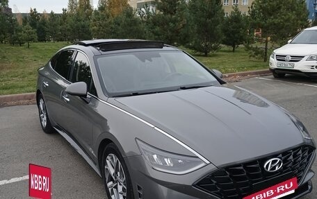 Hyundai Sonata VIII, 2020 год, 2 400 000 рублей, 4 фотография