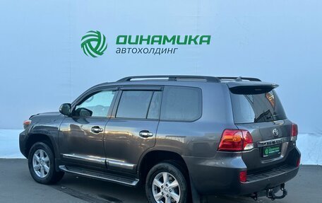 Toyota Land Cruiser 200, 2013 год, 3 300 000 рублей, 7 фотография
