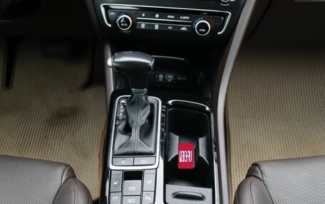 KIA Optima IV, 2019 год, 1 749 000 рублей, 19 фотография