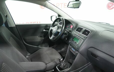 Volkswagen Polo VI (EU Market), 2013 год, 798 000 рублей, 10 фотография
