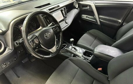 Toyota RAV4, 2017 год, 2 125 218 рублей, 8 фотография