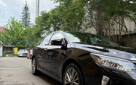Toyota Camry, 2017 год, 2 070 000 рублей, 4 фотография