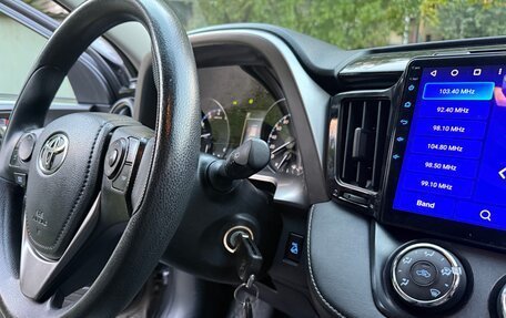 Toyota RAV4, 2015 год, 2 040 000 рублей, 32 фотография