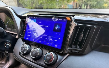 Toyota RAV4, 2015 год, 2 040 000 рублей, 38 фотография