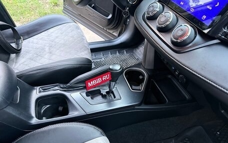 Toyota RAV4, 2015 год, 2 040 000 рублей, 34 фотография