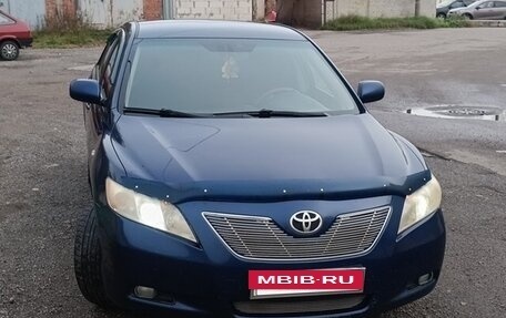 Toyota Camry, 2008 год, 850 000 рублей, 2 фотография