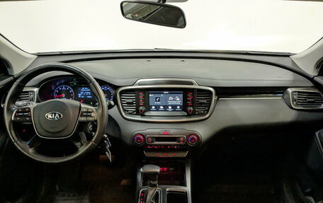 KIA Sorento III Prime рестайлинг, 2018 год, 3 200 000 рублей, 15 фотография