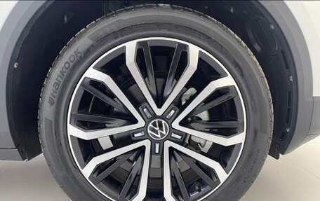 Volkswagen T-Roc I, 2023 год, 1 849 000 рублей, 14 фотография