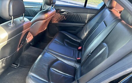 Mercedes-Benz E-Класс, 2004 год, 990 000 рублей, 10 фотография
