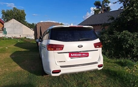 KIA Carnival III, 2020 год, 2 950 000 рублей, 6 фотография