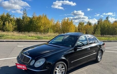 Mercedes-Benz E-Класс, 2004 год, 990 000 рублей, 9 фотография