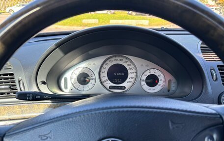 Mercedes-Benz E-Класс, 2004 год, 990 000 рублей, 12 фотография
