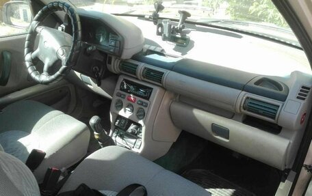 Land Rover Freelander II рестайлинг 2, 1999 год, 220 000 рублей, 3 фотография