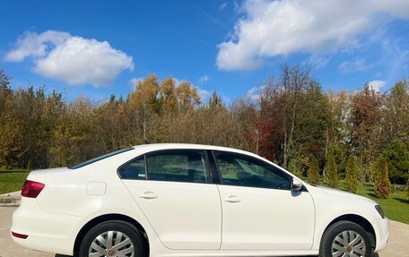 Volkswagen Jetta VI, 2011 год, 1 000 050 рублей, 5 фотография
