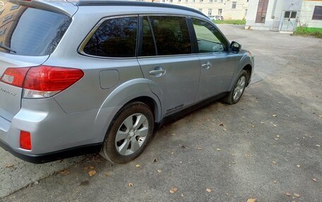 Subaru Outback IV рестайлинг, 2011 год, 1 500 000 рублей, 4 фотография