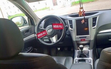 Subaru Outback IV рестайлинг, 2011 год, 1 500 000 рублей, 3 фотография