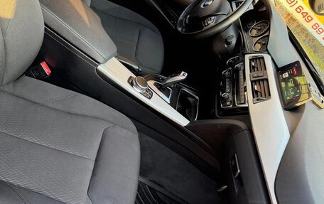 BMW 3 серия, 2018 год, 2 000 000 рублей, 11 фотография