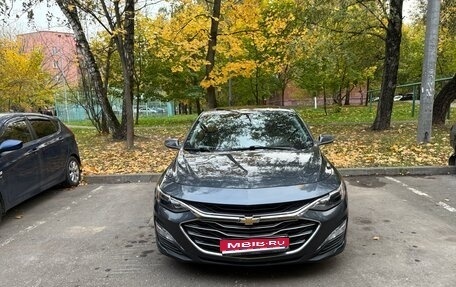 Chevrolet Malibu IX, 2019 год, 1 700 000 рублей, 1 фотография