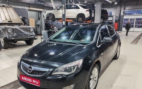 Opel Astra J, 2011 год, 600 000 рублей, 1 фотография