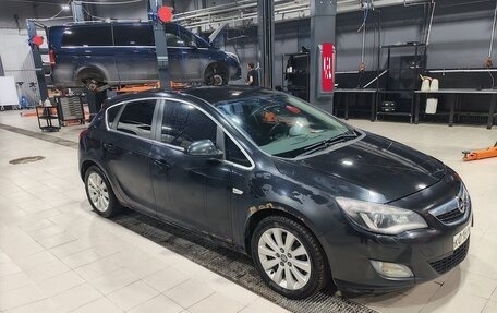 Opel Astra J, 2011 год, 600 000 рублей, 22 фотография