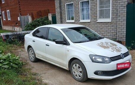 Volkswagen Polo VI (EU Market), 2015 год, 640 000 рублей, 2 фотография
