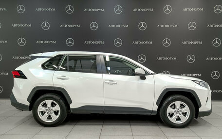 Toyota RAV4, 2025 год, 3 555 000 рублей, 4 фотография