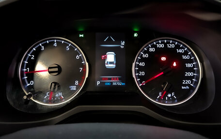 Toyota RAV4, 2025 год, 3 555 000 рублей, 13 фотография