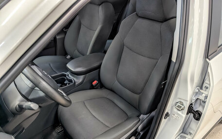 Toyota RAV4, 2025 год, 3 555 000 рублей, 20 фотография