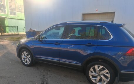 Volkswagen Tiguan II, 2021 год, 3 330 000 рублей, 4 фотография