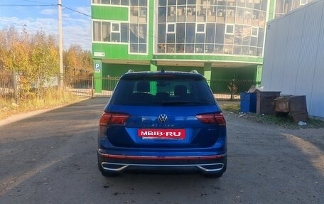 Volkswagen Tiguan II, 2021 год, 3 330 000 рублей, 3 фотография