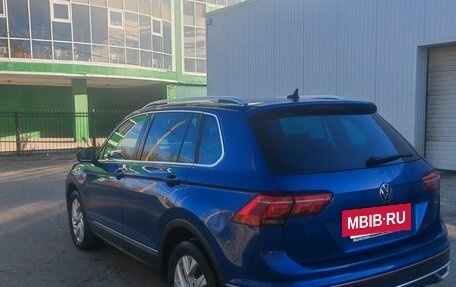 Volkswagen Tiguan II, 2021 год, 3 330 000 рублей, 6 фотография