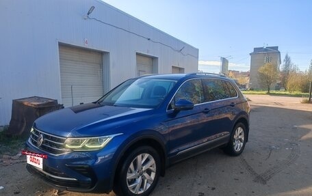 Volkswagen Tiguan II, 2021 год, 3 330 000 рублей, 8 фотография