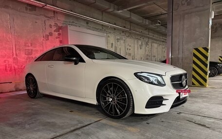 Mercedes-Benz E-Класс, 2018 год, 4 790 000 рублей, 6 фотография