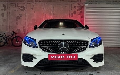 Mercedes-Benz E-Класс, 2018 год, 4 790 000 рублей, 7 фотография