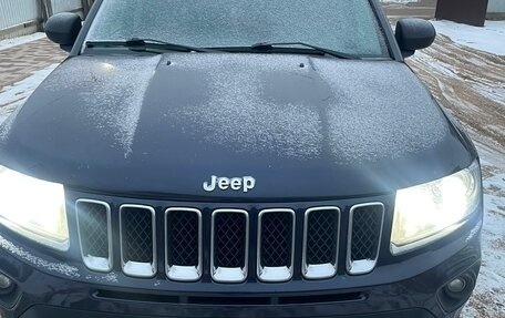 Jeep Compass I рестайлинг, 2012 год, 850 000 рублей, 1 фотография