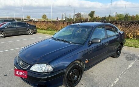 Toyota Avensis III рестайлинг, 2001 год, 250 000 рублей, 6 фотография